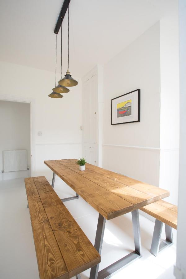 Elegant York House - On A Beach Road, Sleeps 12, With Sea Views Worthing Exteriér fotografie