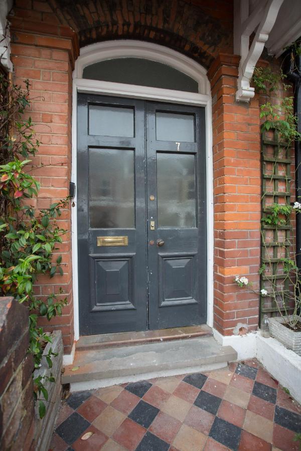 Elegant York House - On A Beach Road, Sleeps 12, With Sea Views Worthing Exteriér fotografie